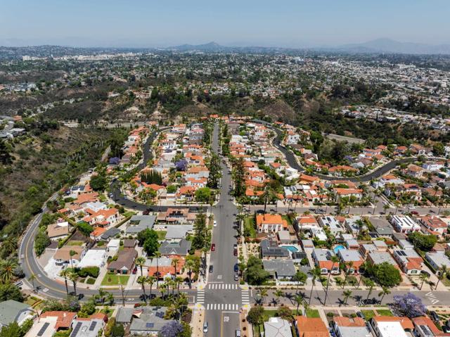 4374 Adams Ave, San Diego CA: https://media.crmls.org/mediaz/9bbb58ac-7693-4b7f-90fd-ee53461a4bd7.jpg