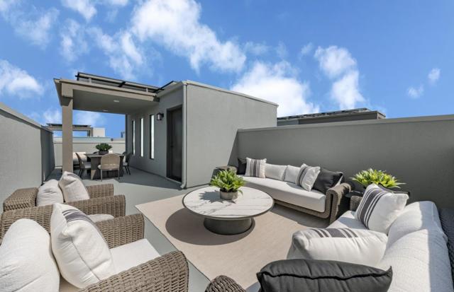 2440 Willow Way, San Mateo CA: https://media.crmls.org/mediaz/9bbb97a7-c4f1-4a72-a100-06822bcb6c93.jpg