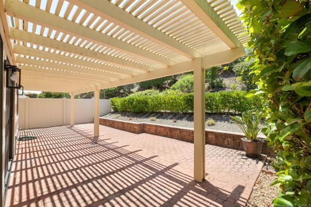 12115 Caddy Row, San Diego CA: https://media.crmls.org/mediaz/9bbc2660-2a0e-48dd-aa78-ce8b926a0015.jpg