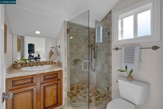 Image 44 of 53 For 367 Mt Washington Way