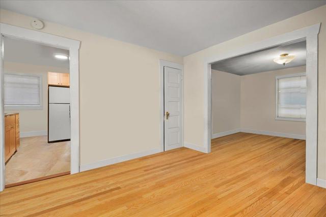 262 Hawthorne Avenue, Palo Alto CA: https://media.crmls.org/mediaz/9bbe88ad-dc69-46bc-a633-606ae6d13237.jpg