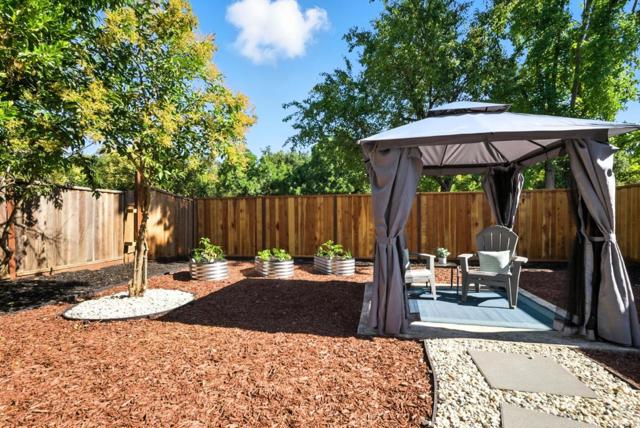 6605 Bret Harte Drive, San Jose CA: https://media.crmls.org/mediaz/9bbeb982-7595-4797-bfbc-d26cf4c4da14.jpg