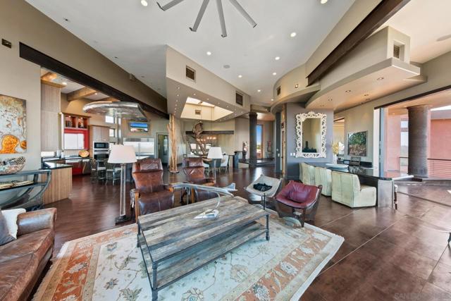 19210 Highland Hills Dr, Ramona CA: https://media.crmls.org/mediaz/9bbeee18-c24d-4722-8596-cc218daeb80e.jpg