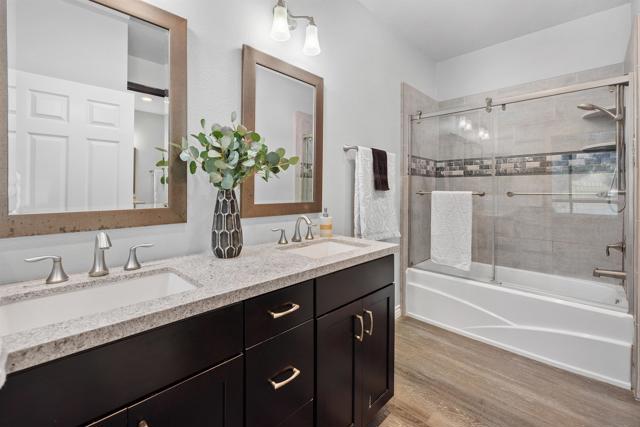 5845 FRIARS RD, San Diego CA: https://media.crmls.org/mediaz/9bbf3497-ac13-4ce2-bbf9-12d4cabaaddb.jpg