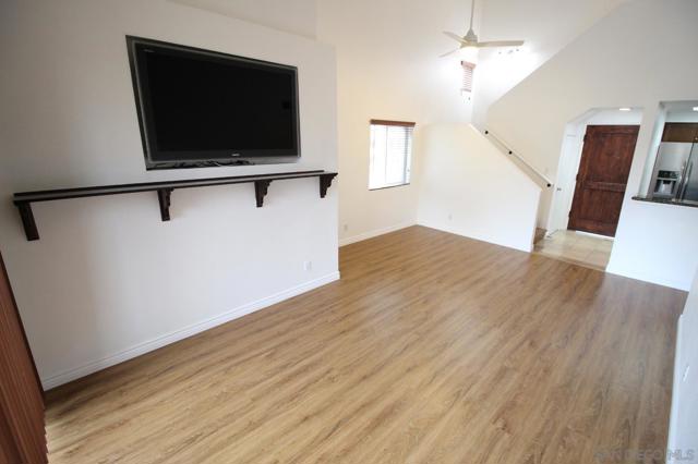 3935 Nobel Dr, San Diego CA: https://media.crmls.org/mediaz/9bbffd10-56c6-436b-b180-0051a9d154bd.jpg