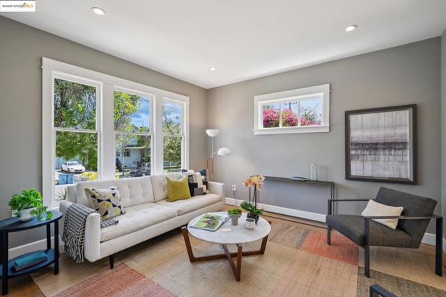 1811 Parker St, Berkeley CA: https://media.crmls.org/mediaz/9bc029fb-da62-4c3b-b431-1dd0ee13ec3e.jpg