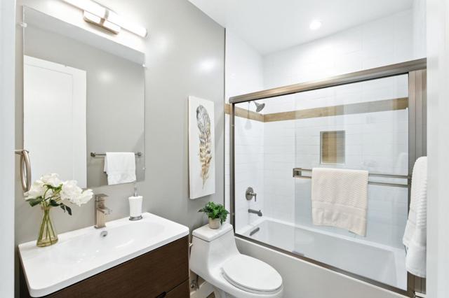 500 Walnut Street, San Carlos CA: https://media.crmls.org/mediaz/9bc06e0f-9bbc-4078-a6bd-73ef5374851f.jpg