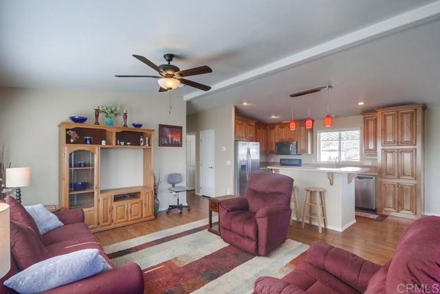 Detail Gallery Image 7 of 30 For 8545 Mission Gorge Rd #SPC 232,  Santee,  CA 92071 - 3 Beds | 2 Baths