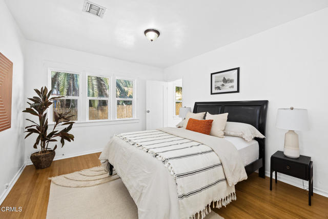 Detail Gallery Image 25 of 51 For 91 E Altadena Dr, Altadena,  CA 91001 - 4 Beds | 1/1 Baths