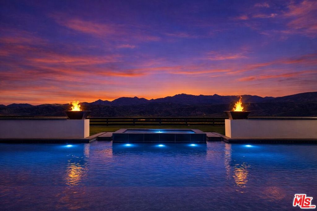 12509 N Saddle Court