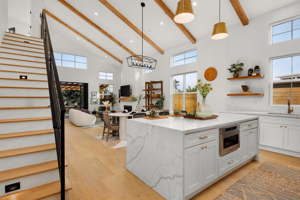 MLS #250027065SD img 5