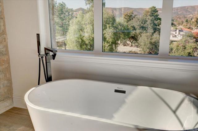 24321 Barona Mesa Road, Ramona CA: https://media.crmls.org/mediaz/9bc36864-39e4-432f-8a77-0073e9f67735.jpg