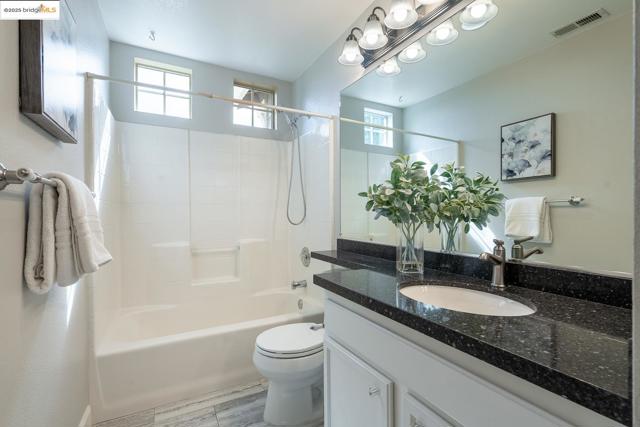 1105 Radiant Lane, San Ramon CA: https://media.crmls.org/mediaz/9bc54f08-e40d-4c60-b14c-0e505e194b4b.jpg
