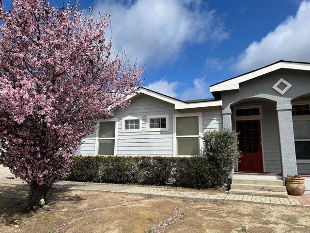 Home for Sale in Campo