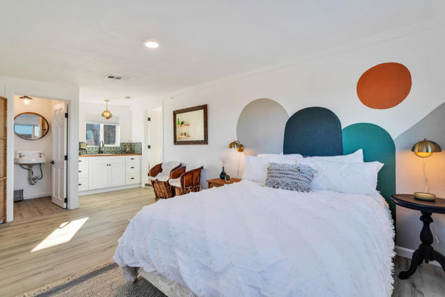 59800 Onaga Trail, Joshua Tree CA: https://media.crmls.org/mediaz/9bc59614-795b-4deb-8adc-e0bc8670ddc0.jpg