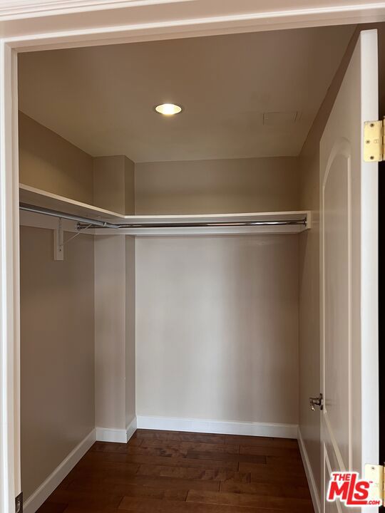 991 Arapahoe Street, Los Angeles CA: https://media.crmls.org/mediaz/9bc5e7c0-2359-439e-9f4b-874f8bbb0358.jpg