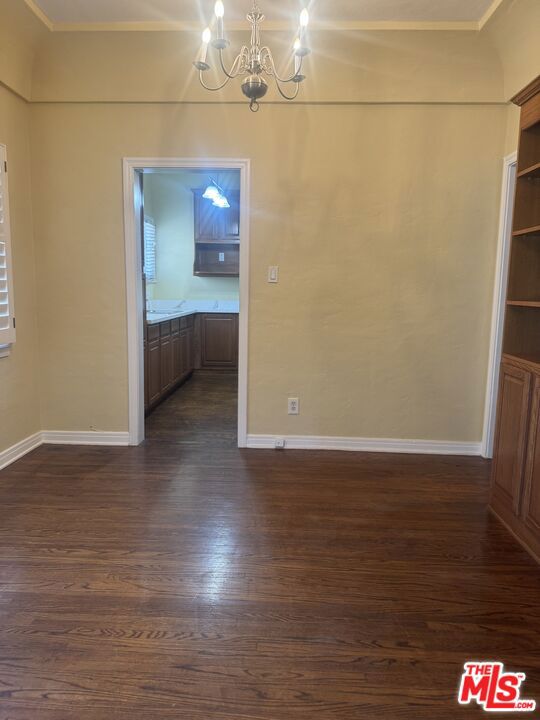 4116 Garthwaite Avenue, Los Angeles CA: https://media.crmls.org/mediaz/9bc6feb4-feac-4211-90e5-e216646411ca.jpg