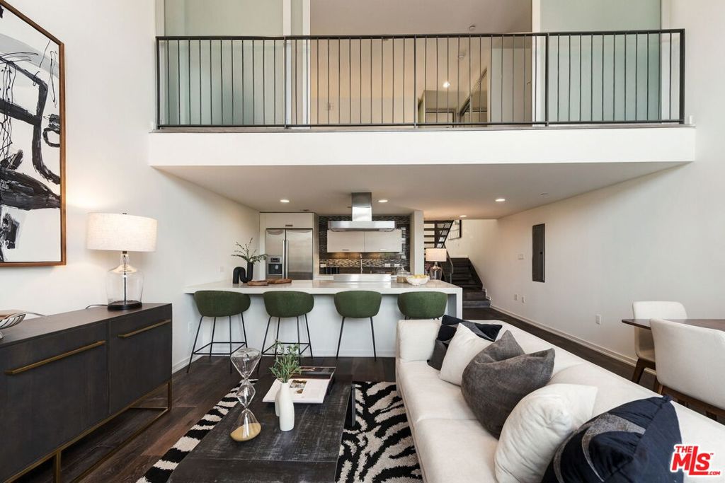 751 N Fairfax Avenue Unit 2