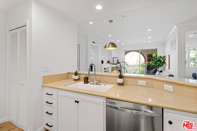 12963 Runway Road, 303 photo 7