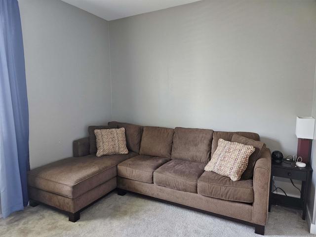 7508 EAGLE Drive, Santee CA: https://media.crmls.org/mediaz/9bc964e3-5286-4cea-b877-65bf8181bace.jpg