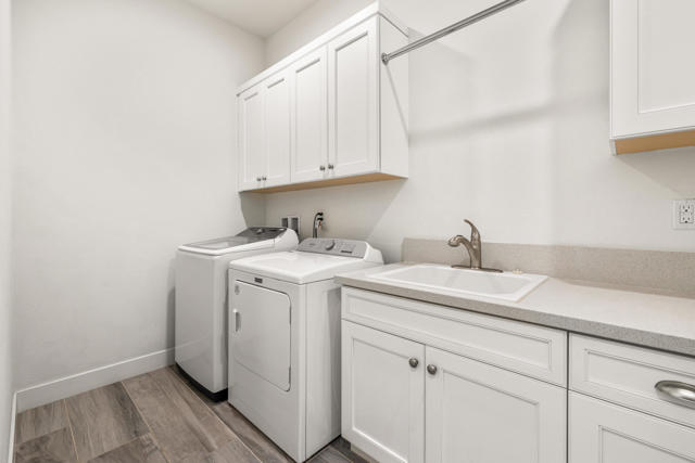 81350 Merv Griffin Way, La Quinta CA: https://media.crmls.org/mediaz/9bc9fb74-b465-46c6-acce-c0be1b4eb1b5.jpg