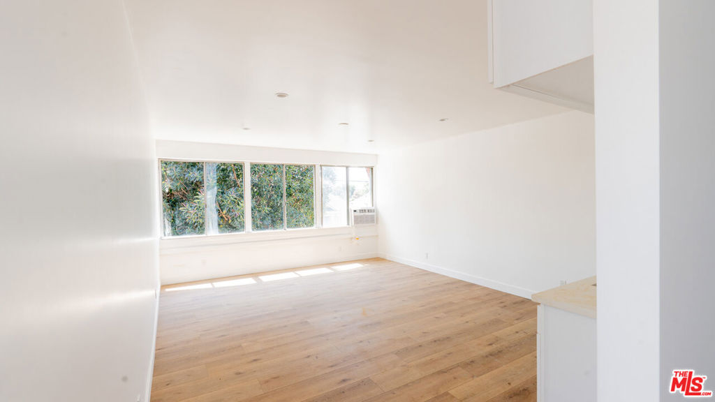 153 W 51st Street #B