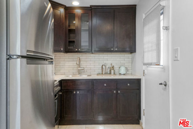 2404 Ocean Park Boulevard, Santa Monica CA: https://media.crmls.org/mediaz/9bca4fcc-8bb2-44a5-a879-65e2486a53d5.jpg