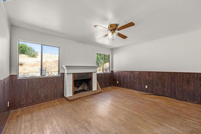 Image 11 of 57 For 16881 Midway Rd