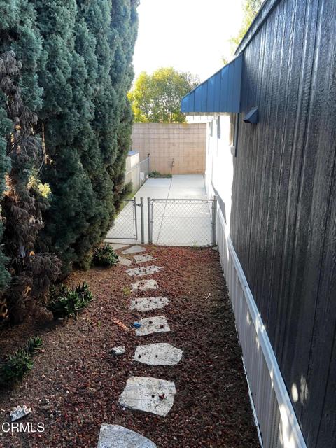 Detail Gallery Image 7 of 30 For 227 Calle De La Rosa #227,  Camarillo,  CA 93012 - 2 Beds | 2 Baths