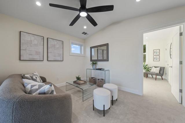 262 Twinlake Drive, Sunnyvale CA: https://media.crmls.org/mediaz/9bcbdcf4-e200-4ffa-bc1b-88143dcf007d.jpg
