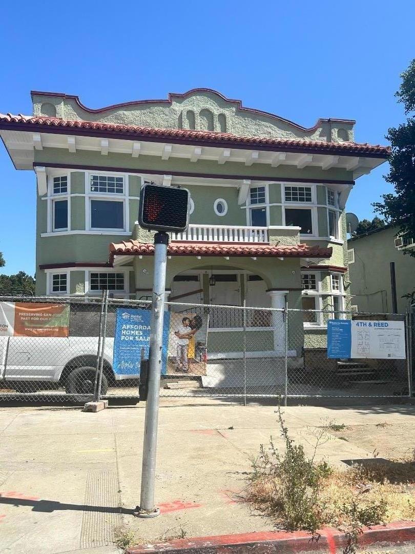140 E. Reed Street #1