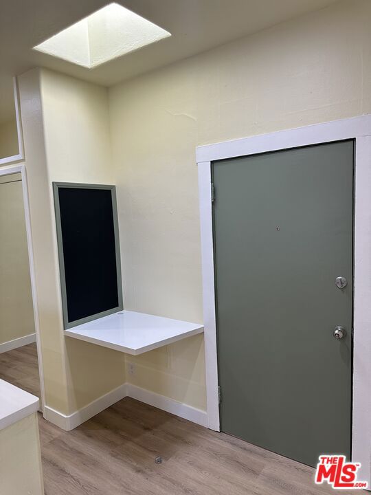 721 Broadway, Santa Monica CA: https://media.crmls.org/mediaz/9bcc5244-c562-4bf3-b6ad-dba0229629a1.jpg