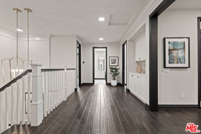 55 Suede, Irvine CA: https://media.crmls.org/mediaz/9bcccb1a-5d0d-45e8-816b-f5aaaadbfc5c.jpg