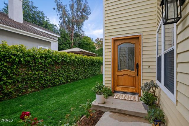 11998 Bubbling Brook Street, Moorpark CA: https://media.crmls.org/mediaz/9bcd179c-fe8e-4ce6-b925-67f732484f41.jpg