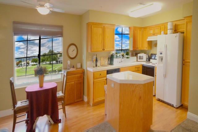 258 E E Street, Benicia CA: https://media.crmls.org/mediaz/9bcdee35-2655-433c-8da3-b5fe07109b48.jpg