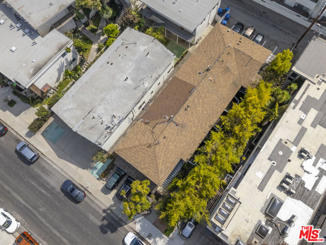 1453 S Westgate Avenue, Los Angeles CA: https://media.crmls.org/mediaz/9bceae03-aca0-4557-8909-2cdb2d0bac06.jpg