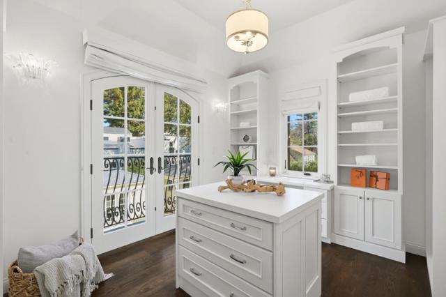 1501 Bryant Street, Palo Alto CA: https://media.crmls.org/mediaz/9bcef2af-1b71-4307-b540-8ff2bd77ab61.jpg