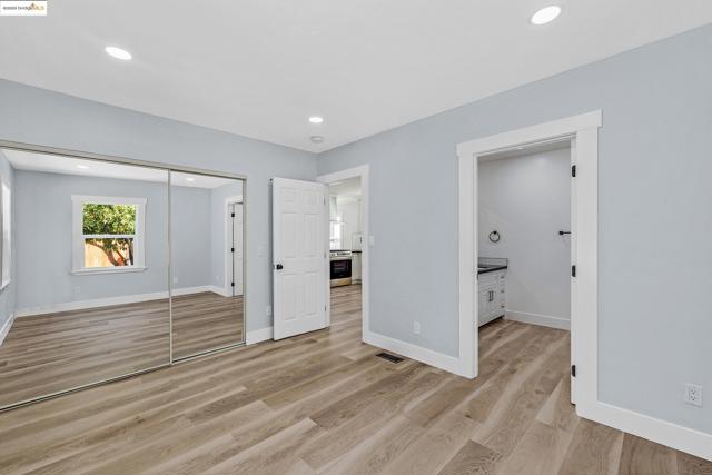 2427 67th Ave, Oakland CA: https://media.crmls.org/mediaz/9bcf40f0-37a0-41f6-b1f3-a05d9e1d2160.jpg