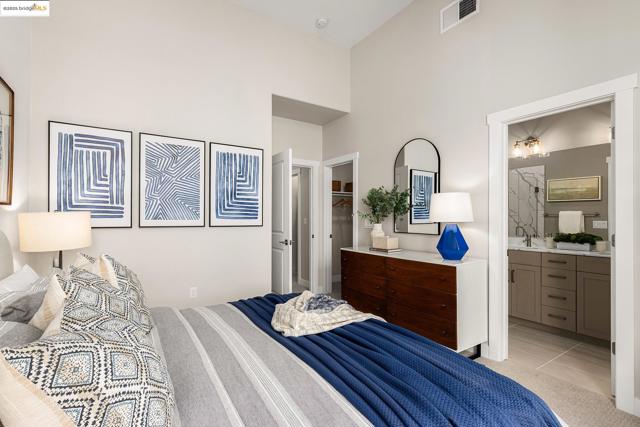 28976 Parkwood Lane, Hayward CA: https://media.crmls.org/mediaz/9bcf7625-4209-4537-bdff-57009251882f.jpg