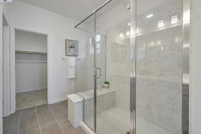 2044 Cottonwood St, Pittsburg CA: https://media.crmls.org/mediaz/9bcfa3a0-d587-49bb-a63e-80e0bbe1e763.jpg