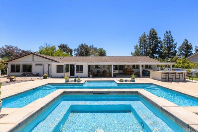 31158 Del Rey Road, Temecula CA: https://media.crmls.org/mediaz/9bd0822e-74eb-4cd4-82e7-6d3083965df1.jpg