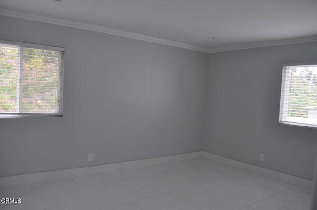 Detail Gallery Image 8 of 18 For 3309 Hilltop Dr, Ventura,  CA 93003 - 3 Beds | 2 Baths