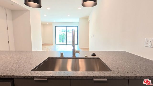 5119 Colfax Avenue, 203 photo 29