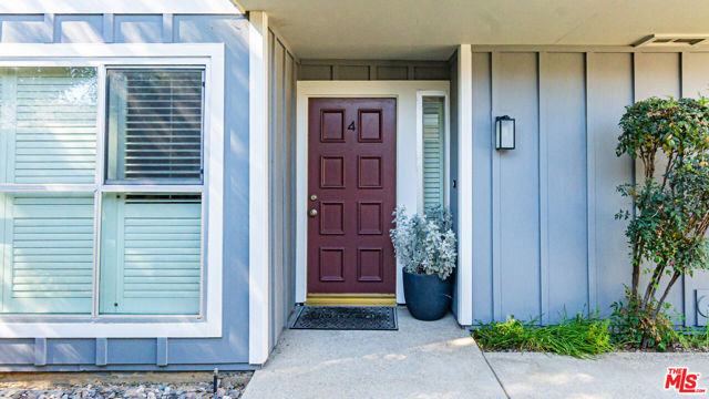 18131 Andrea Circle, 4 photo 2