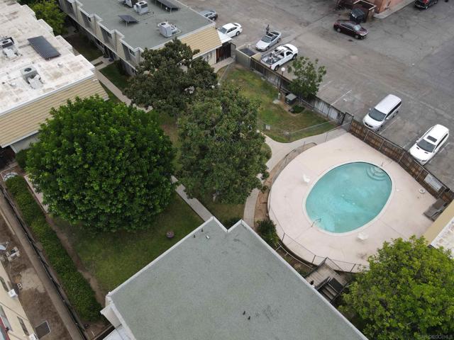 166 N 1st st, El Cajon CA: https://media.crmls.org/mediaz/9bd18ed1-3fe8-4b16-8c41-5bea0472ad0e.jpg