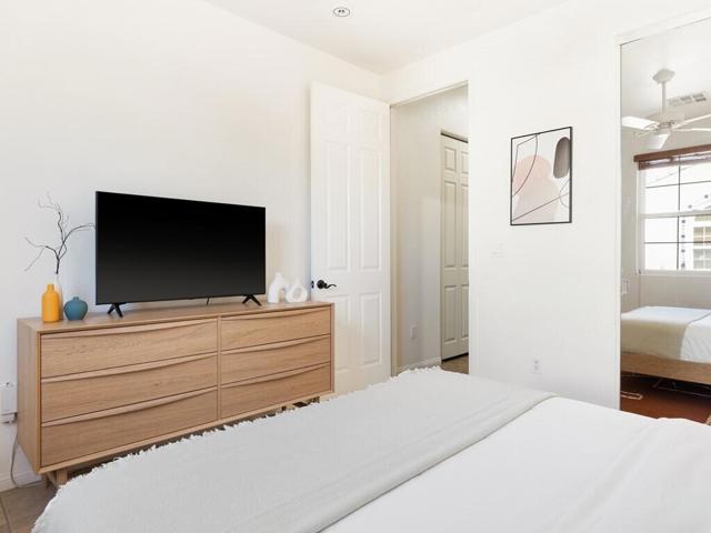 80872 Calle Azul, La Quinta CA: https://media.crmls.org/mediaz/9bd19525-ebdc-4f5b-9198-26b7d744bafa.jpg
