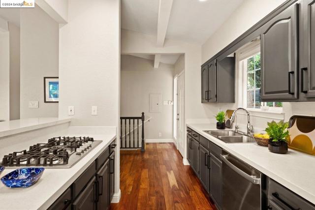 Image 16 of 57 For 2343 Mastlands Dr
