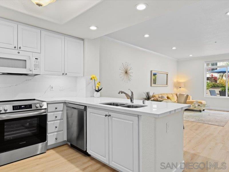 9237 Regents Rd. - photo 3
