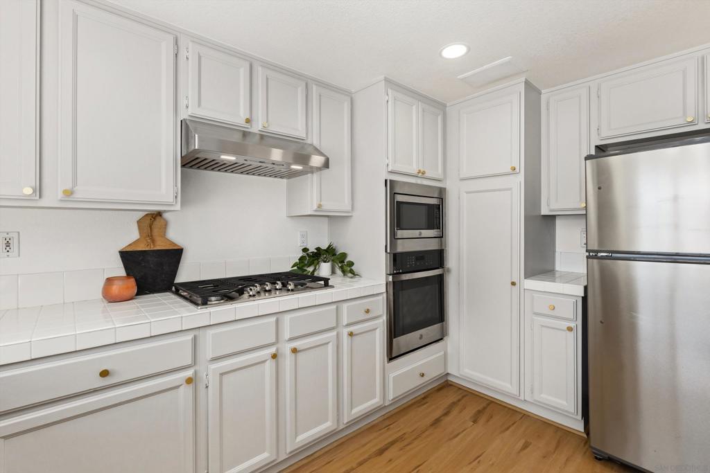1874 Matin Cir - photo 12
