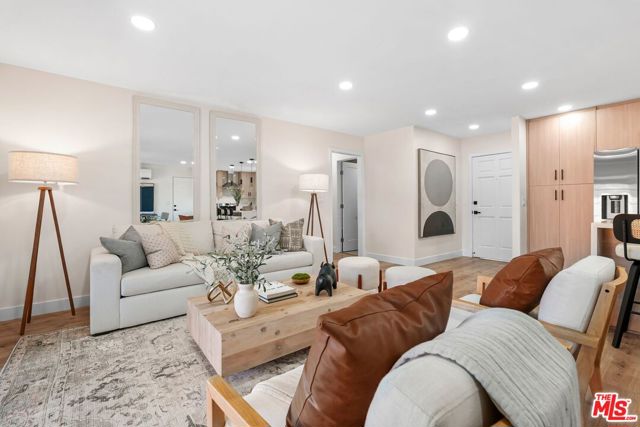 6520 Debs Avenue, West Hills CA: https://media.crmls.org/mediaz/9bd2ffbc-2d4e-45d3-ab7f-87c18a360434.jpg